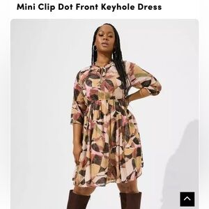 NWT Torrid Mini Dress Clip Dot Mini Keyhole Size 3 New